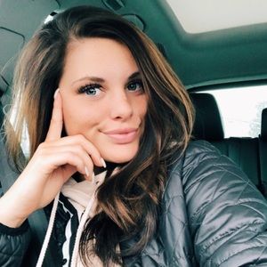 Meet your Posher, Gabrielle